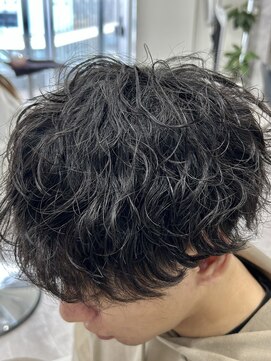 グロップ 町田(GLOP) ナチュラル質感メンズ波巻きパーマ