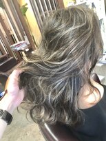 キー(kｅｙ)&nbsp;W3Dカラーアッシュベージュ