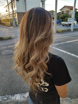 ヘアーアンドメイク アフロディーテ(APHRODITE) 外国人風グラデーションカラー♪