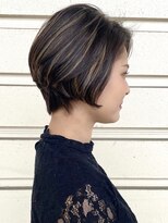 ルッツ(Lutz. hair design)&nbsp;ショートヘア×ハイライト