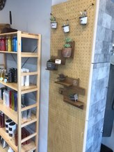 １、クレジットカードは使えますか？　２、領収書は頂けますか？