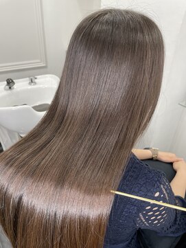 エスカーラ 表参道(THE ESCALA) @aidaman321/ゆるふわロング/センターパート/スイートAライン/