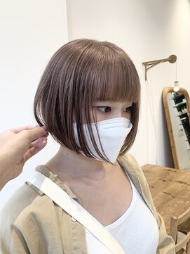 アテナ 六本松店(ATENA) 1回ブリーチ　ミルクティーベージュ