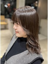 ニカイ(2F)&nbsp;似合わせカット/イメチェン/ニュアンスカラー/レイヤー