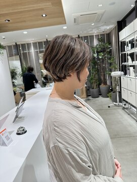 ステアケース 武蔵小杉店(stair:case) 白髪染めしない白髪染め/ローライト/大人ショート