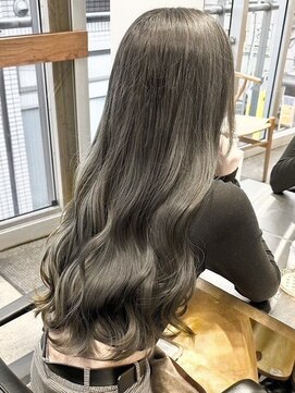 リラ バイ ミラ 新宿(LILA by MILA) ブリーチなしダブルカラー/韓国風こなれミディ/髪質改善/新宿