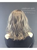 ホワイトブリーチ、エクステ、グラデーション、インナー