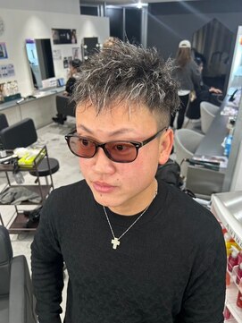 メンズサロン キング 高槻店(Men’s salon K!ng) 波巻きツイストスパイラルパーマ/フェザーパーマ/眉毛/メンズ