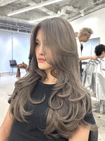 エイト 梅田店(EIGHT umeda)&nbsp;グレージュ＋バタフライカット