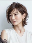ミセスショートヘアに似合う透明感のある白髪ぼかしカラー