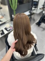 アルドーレフィエロ シンサイバシ(Ardore fiero shinsaibashi)&nbsp;ブリーチなしダブルカラーで作るベージュカラー