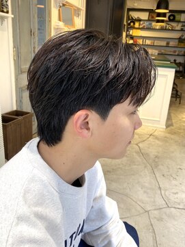 ルーク 立川(LUK) メンズカット/フェザーショート/センターパート《三谷海斗》