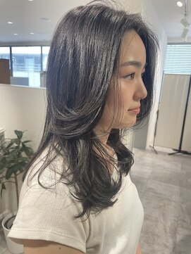 ベルス(bellus) フェイスレイヤー×グレージュ