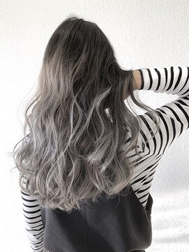 ロージアバイアルティナ(ROSIER by artina) ハイグラデーション×シルバーカラー【ROSIER町田】