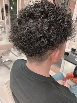 ラ ブーケ 御器所店(La Bouquet) スパイラルパーマ×2ブロック