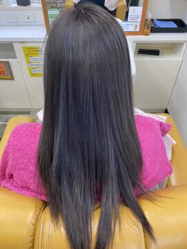 カットインライオン(CUTinLION) 白髪染め剤を使わない白髪染め