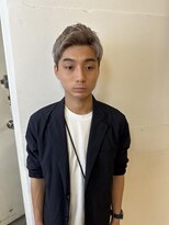 イーズ(e's)&nbsp;メンズハイトーンのグレージュ