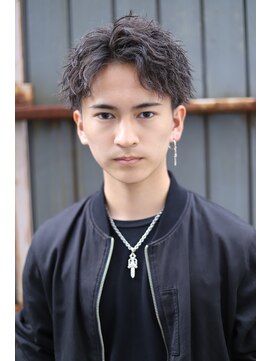 フリーク バーバーショップ 都島店(FREAK BARBER SHOP) ワイルドアップバングソフトツイストスパイラル