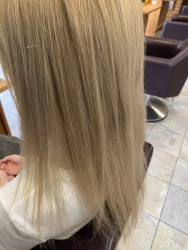 株式会社ジョージ ビジュー(bijou) ブロンドーカラー