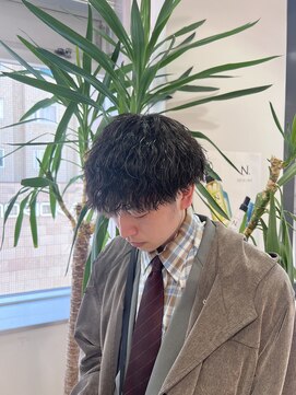 アウラ(AURA) 波巻きパーマツイストスパイラルスパイラルパーマ