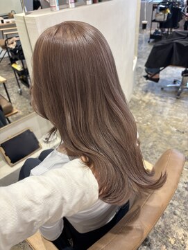 ユッカ 梅田(YUCCA) 【YUCCA】大人可愛い/ミディアム/milk tea beige