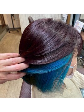 ビーチェ 小岩(Bice) ナチュラルボブにブルーをプラス◎インナーカラー/ブリーチ