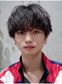 シャドウパーマで作る緩めパーマ