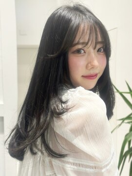 アルティファータ(artifata) レイヤー 顔周りレイヤー 地毛風カラー 透明感カラー 艶カラー