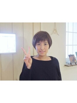 大人可愛いはショートカットで♪忙しい朝も簡単にキマる、360度綺麗なフォルムの似合わせカットをご提供◎