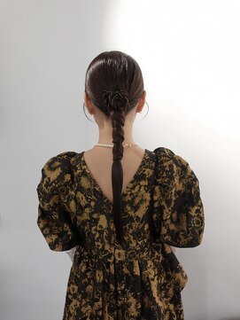 ビューズ(VIEWS) タイトアレンジあみおろしロングお呼ばれヘアセット表参道