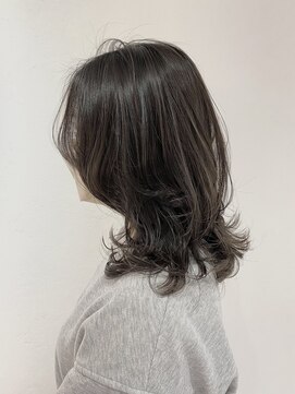 ベルム(Belme) ウルフレイヤー×ダークグレーハイライト