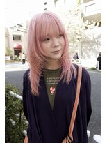 イェン(Yen.)&nbsp;ホワイトピンクカラー ミディアムレイヤーカット
