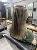 ウェイビー 桜木町店(WAVY) ハイライトバレイヤージュ