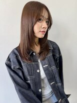 フッズ(HOODS)&nbsp;顔周りカット　レイヤースタイル