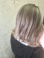 キー(kｅｙ)&nbsp;アッシュ