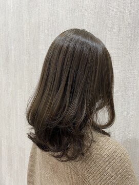 アルーシェ 心斎橋(Alushe) レイヤー×フォギーアッシュ