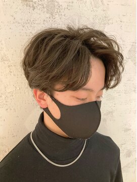 アドール(ADOR) カルマパーマ　韓国　メンズ　マッシュ