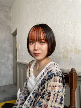 ニッカ(nicca) 大人かわいいオレンジインナーカラー小顔ショートボブ20代30代