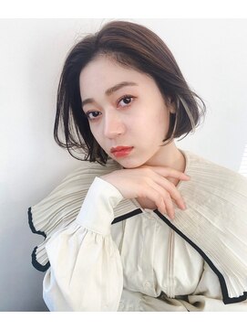 モイシェン(mauschen) ミニボブ×インナーベージュカラー