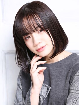 クラッチ 博多(CLUTCH) 大人可愛い小顔ツヤ髪ツヤ感ナチュラルボブ黒髪ボブ髪質改善A2