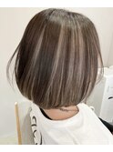 インナーシルバーベージュカラー