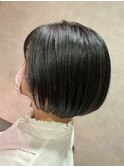 ショートボブ