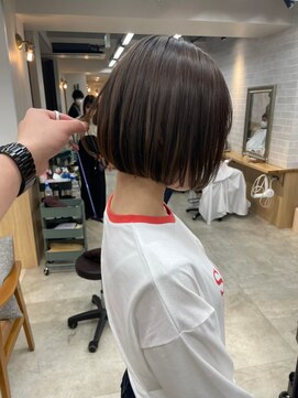 ロット 横浜(lot) ぱつっとボブ/ミニボブ/髪質改善[横浜駅]