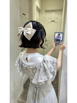 コル(CoL) 短めボブの編みこみハーフアップ♪