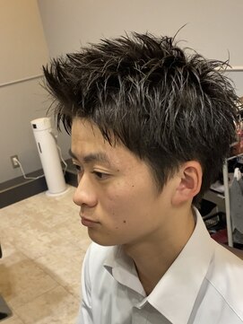 アビールブレ 新潟万代(ABEY LEVRAI) 新潟スパイキーショート 新潟ハイトーンスパイキー