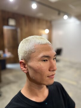 バーバートモシビ(BAR BER TOMOSHIBI) イージーパーマ　ボウズスタイル