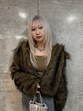 エゴ 池袋(EGO) ホワイトカラー