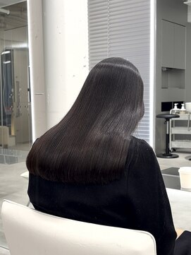 ストレートスタイル/艶髪/髪質改善/縮毛矯正/表参道/青山/外苑前