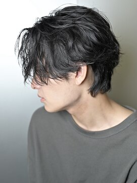 ルーシー 川越(LUCEY) センターパートフェザーパーマシャドウパーマメンズパーマ
