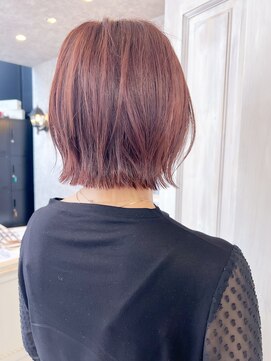 キャアリー(Caary) 福山市美容室Caary秋先取り赤みピンクカラーぱつんとボブ